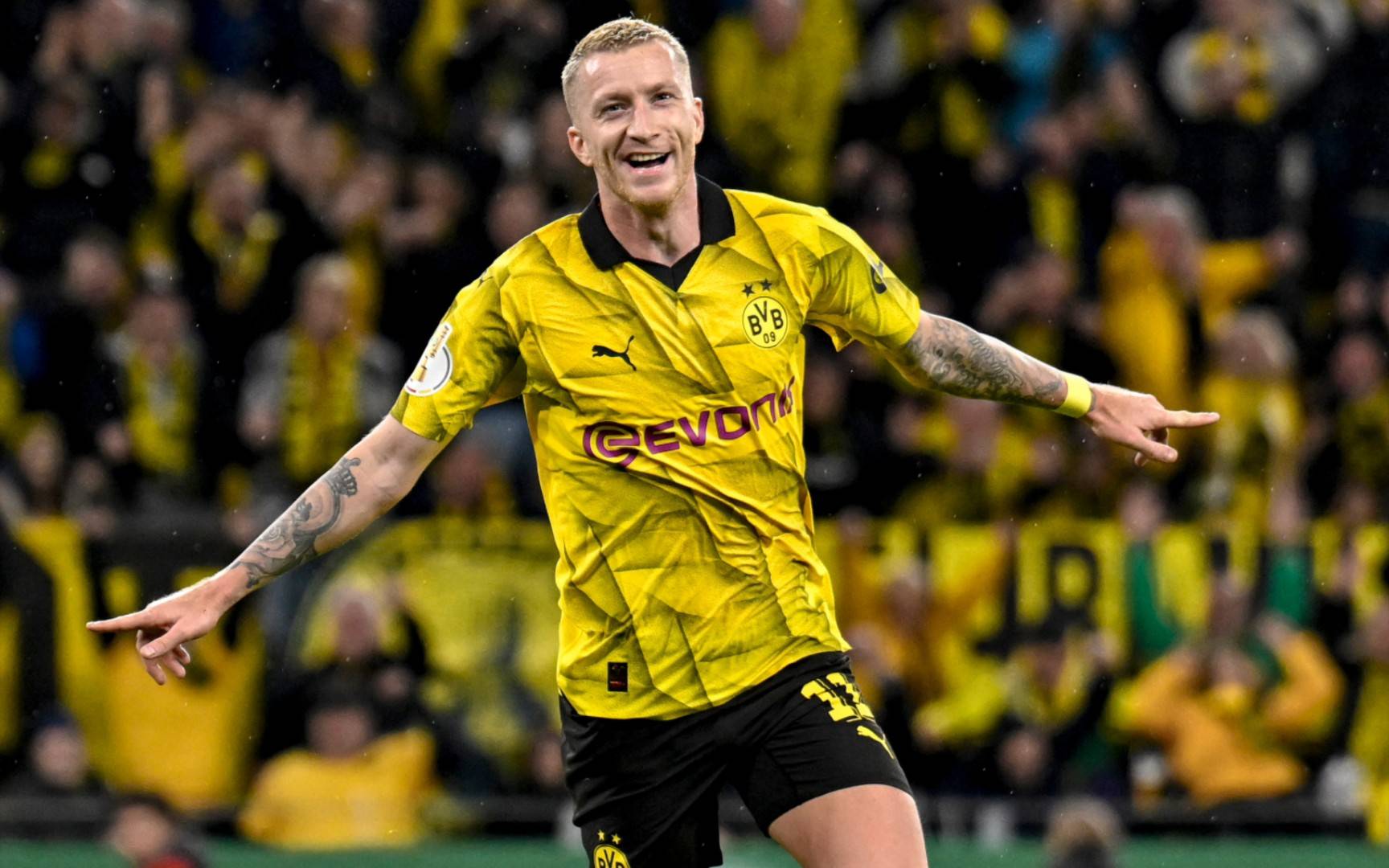 问鼎-今晨德国杯焦点战；达拉斯独行侠门线救险；信心回归；纪律约束更严格的简单介绍