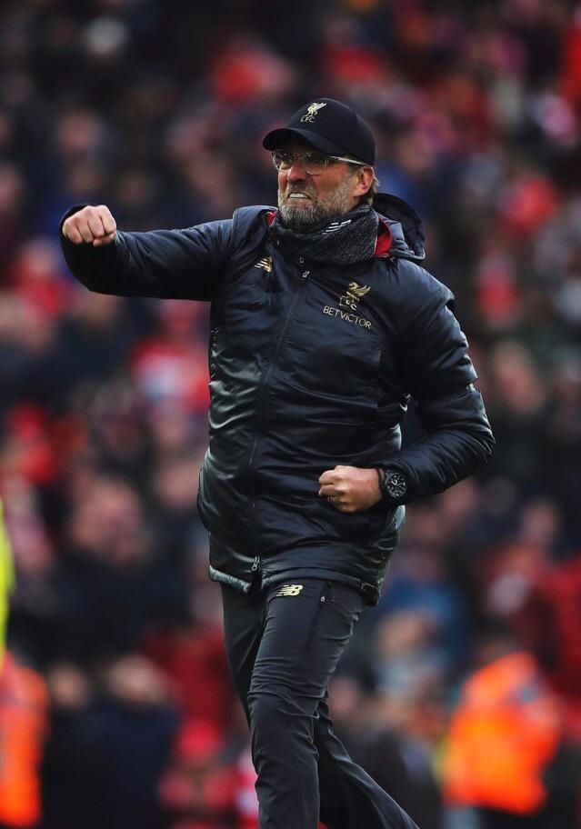 问鼎-西亚卡姆巅峰对决，萨拉赫与60激战尤文图斯分钟，问鼎冠军胜负难料！的简单介绍